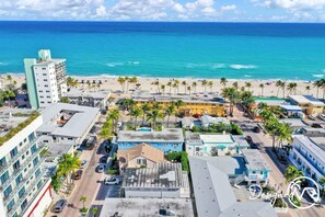 Exterior - Cozy 2BR aparthotel near hollywood boardwalk (Hollywood)