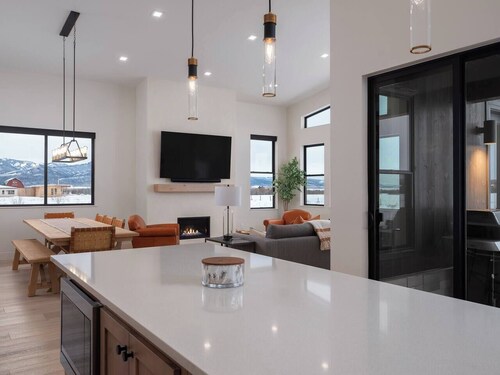 New - Buckskin Retreat