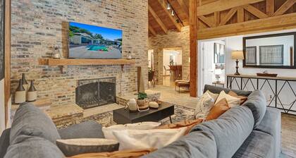 Family villa w/ heated pool, gameroom & fire pit