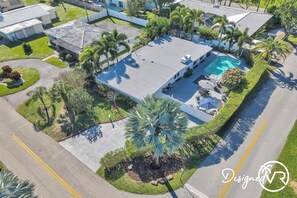 Exterior - Renovated home w/heated pool & BBQ (Pompano Beach)