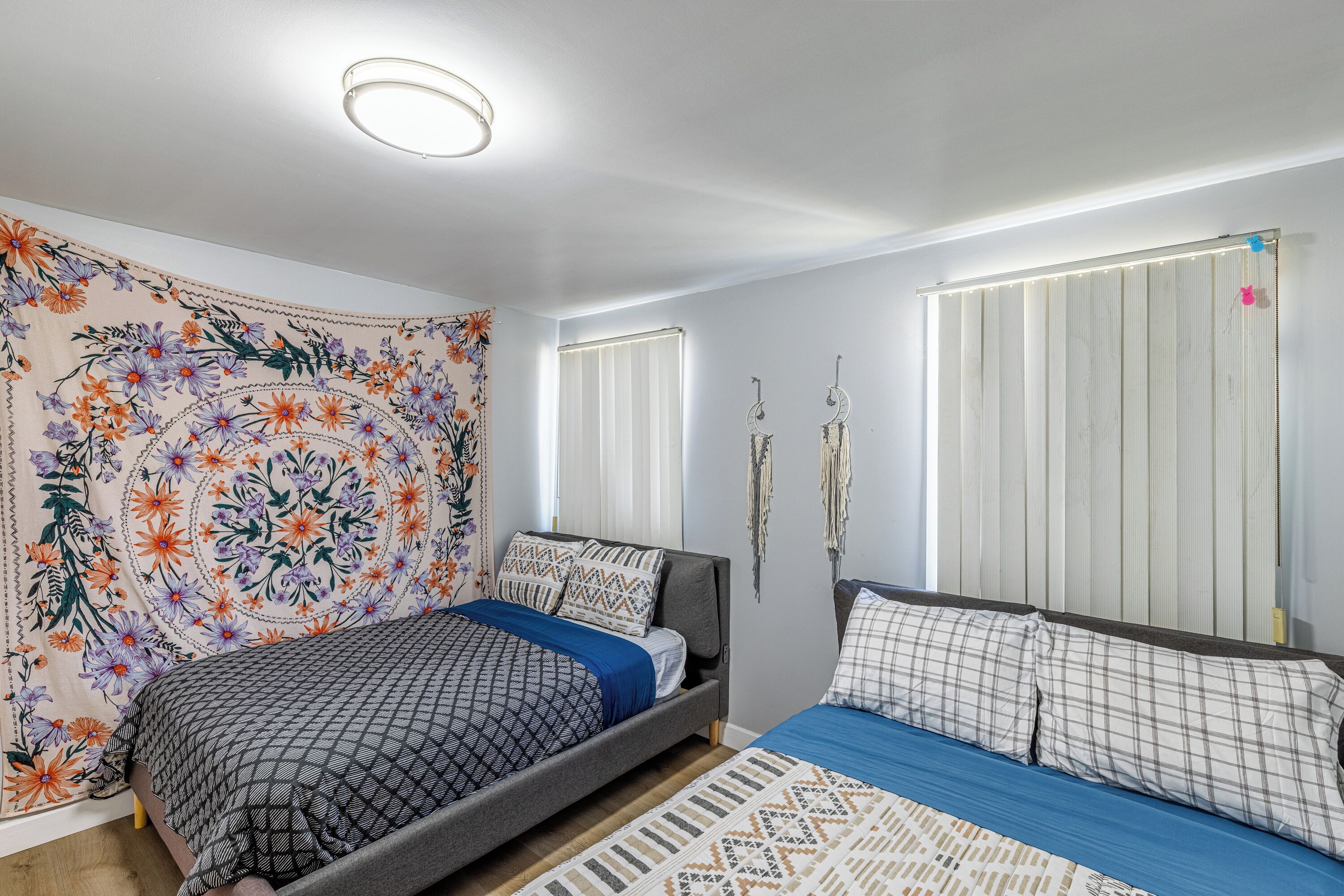 Bügeleisen/Bügelbrett, WLAN, Bettwäsche