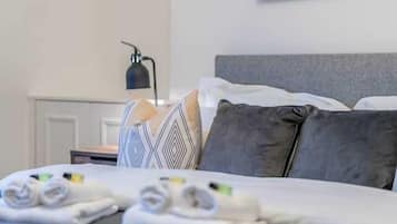 Schreibtisch, Bügeleisen/Bügelbrett, WLAN, Bettwäsche