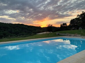 Pool - Secluded 18th-Century Estate, Elegant Renovation in Pure Nature (Le Bouyssou)