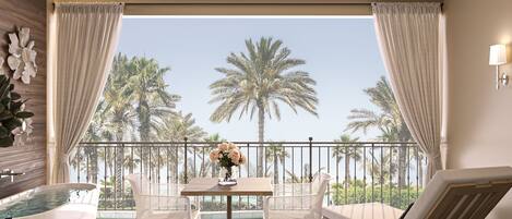Tranquility Suite + Butler | Vue depuis le balcon