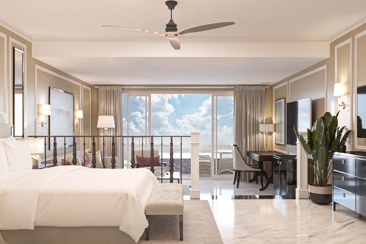 Skypool Suite + Butler | In-room safe, free WiFi