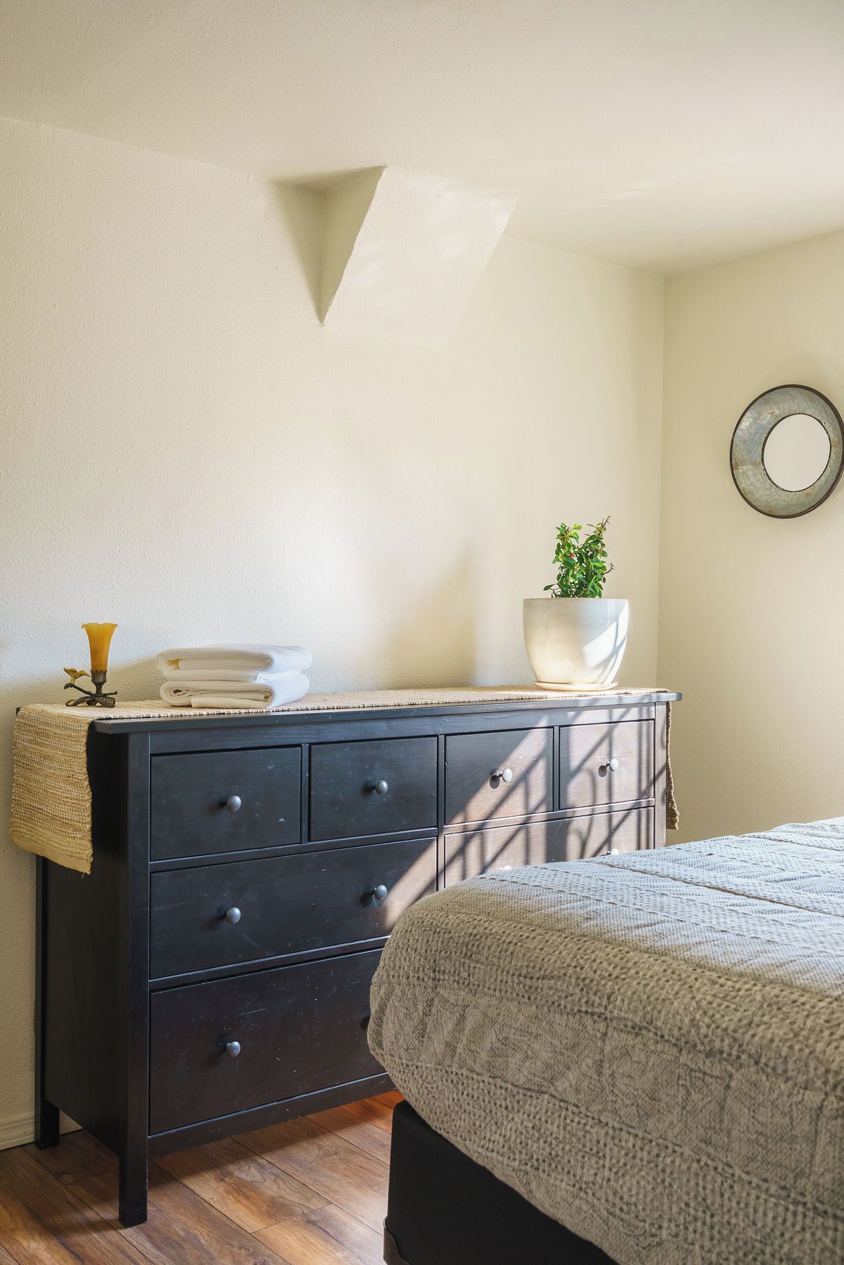 2 dormitorios, tabla de planchar con plancha, wifi gratis y ropa de cama