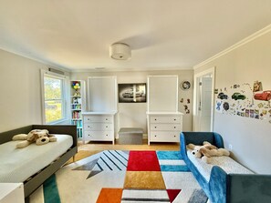 Bügeleisen/Bügelbrett, WLAN, Bettwäsche