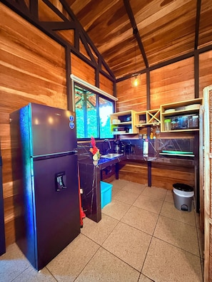 Microwave, stovetop - Green Forest Villas (La Fortuna)