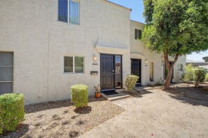 Exterior - Old Town Scottsdale Townhouse | Heated Pool (Scottsdale)