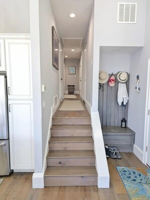 Interior - Bright & Airy Southend 4BR Condo • Sleeps 10 • Rooftop Deck (Ocean City)