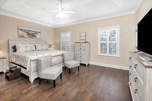 熨斗/熨衣板、免费 WiFi、床单