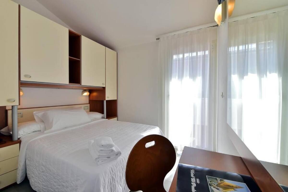 ห้องซิงเกิล, วิวสวน | ตู้นิรภัยในห้องพัก, โต๊ะทำงาน, ผ้าม่านกันแสง, Wi-Fi ฟรี