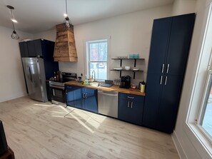 Microwave, stovetop, dishwasher