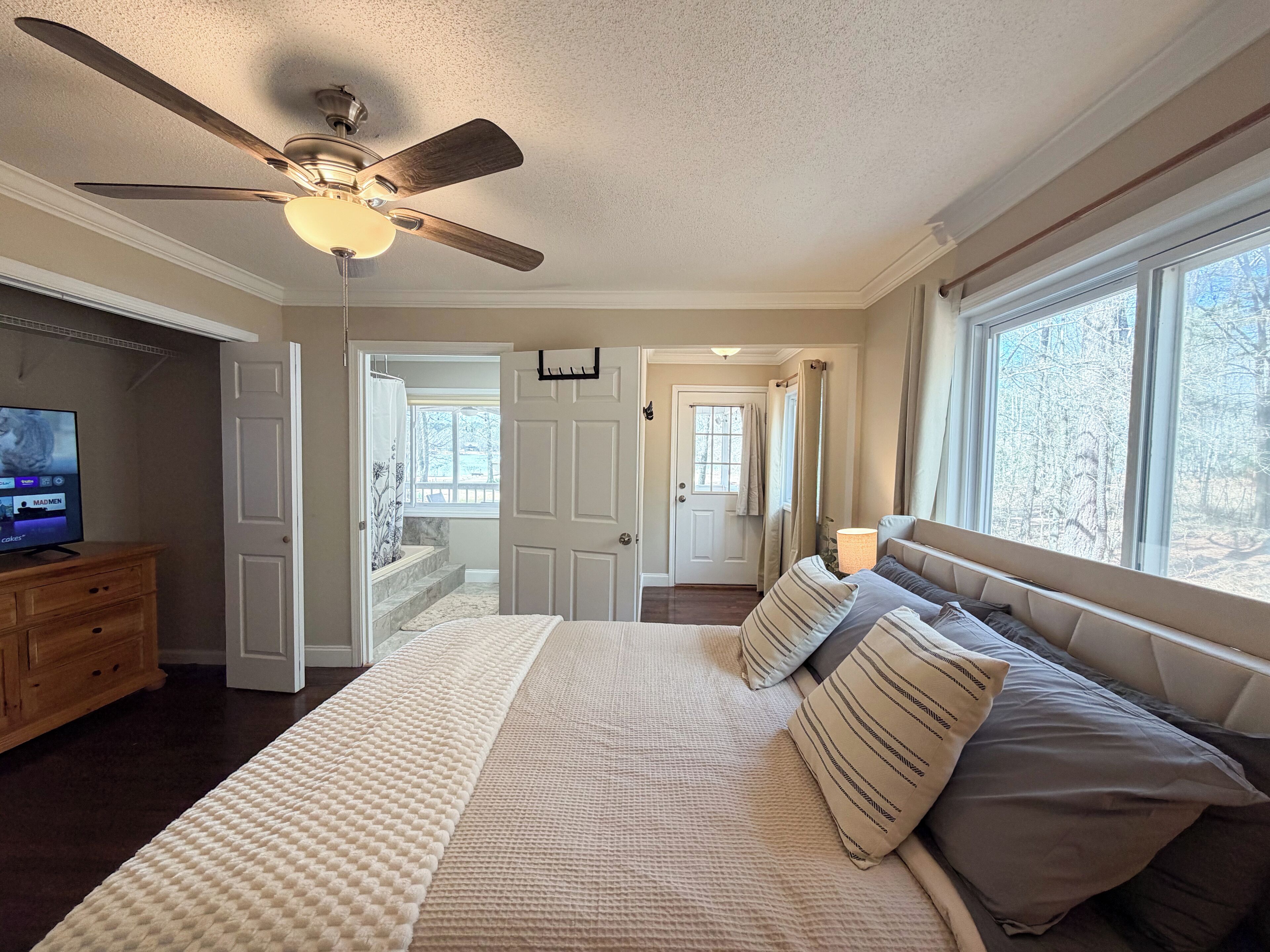 5 chambres, Wi-Fi gratuit, draps fournis