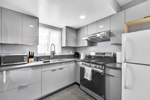 Microwave, oven, stovetop, dishwasher