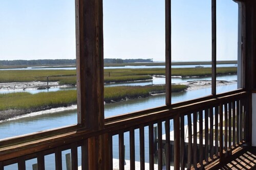 Wonderview #202- Waterfront with Lighthouse & Assateague Views