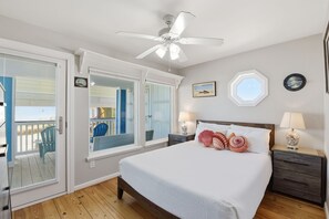 Tabla de planchar con plancha, cuna de viaje y wifi gratis 