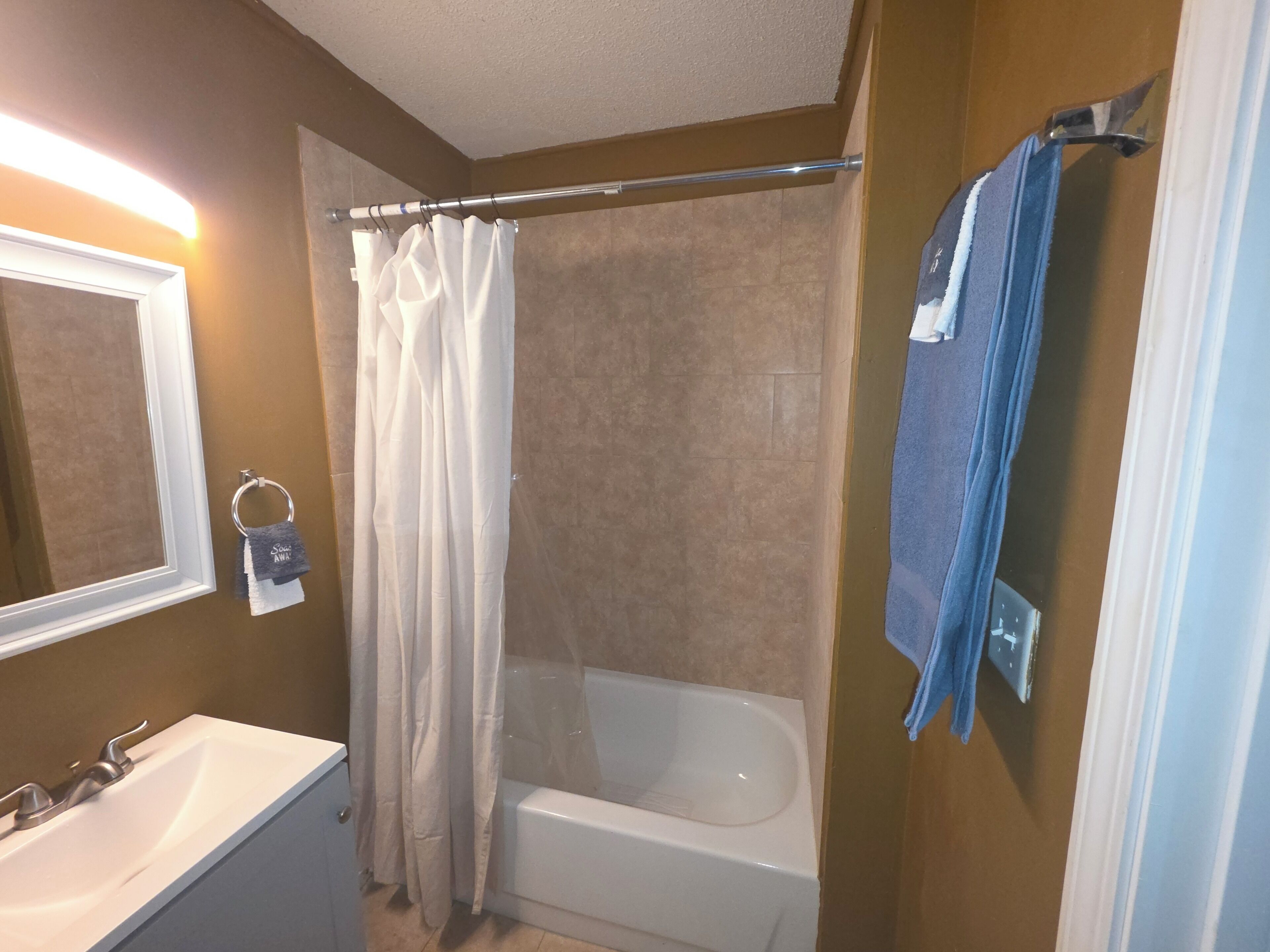 Towels, toilet paper