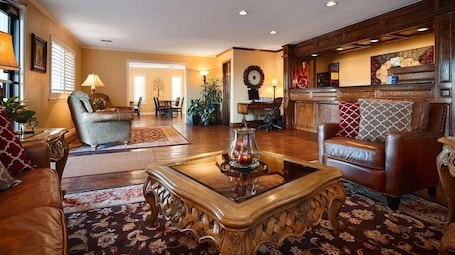 Interior. Baymont by Wyndham McAlester Hwy 69
