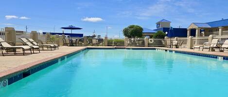 Seasonal outdoor pool