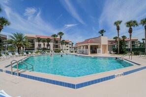 A heated pool - Ocean Village Club Condo J15 (St. Augustine)