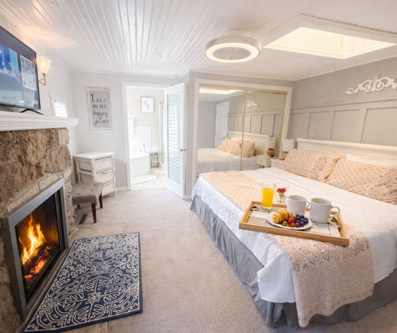 Desk, iron/ironing board, travel crib, WiFi