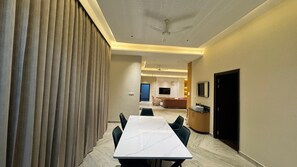 Dining - The One Jubilee (Hyderabad)