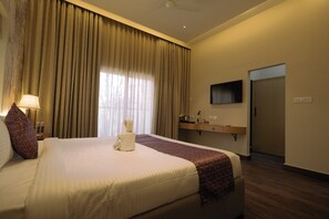 Presidential Suite, Balcony, City View | Desk, laptop workspace, iron/ironing board, free WiFi - The One Jubilee (Hyderabad)