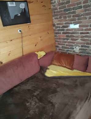 Living area - Vrbo Property (Cransac-les-Thermes)