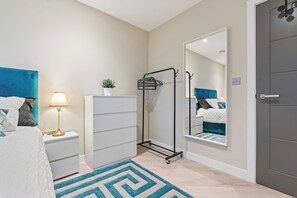 Iron/ironing board, WiFi, bed sheets - Alpha Lux Flat in Digbeth, Birmingham (Birmingham)