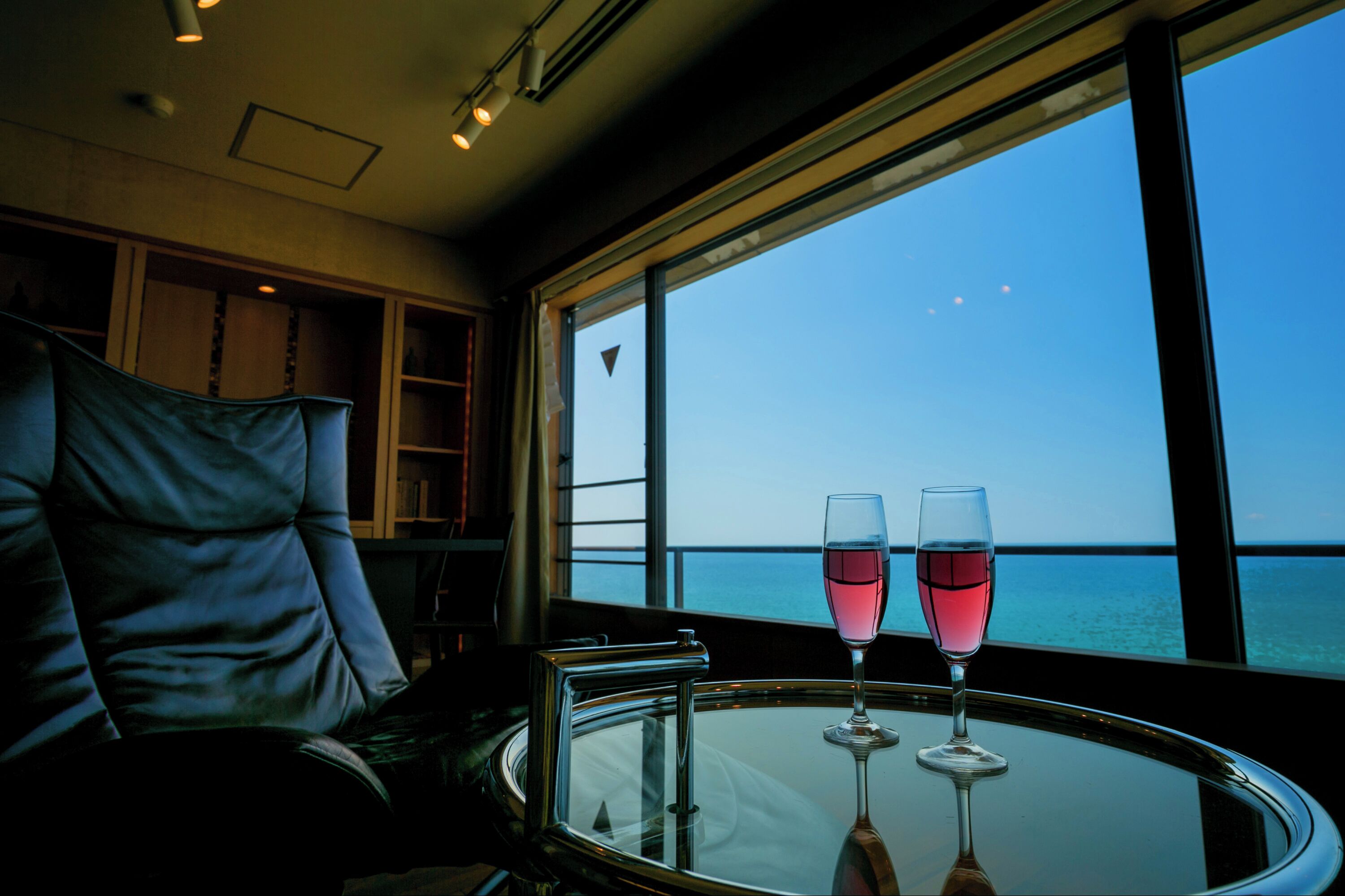 套房, 无烟房 (Japanese Style, Naminohana) | 客厅