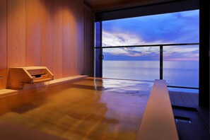 套房, 无烟房, 露台 (Naminoaya) | 浴室 | 拖鞋