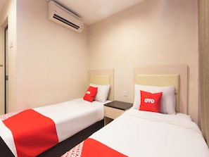 Unclassified image, 4 of 46, button - Hotel 916 (Batu Caves)