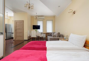 Fer et planche à repasser, Wi-Fi, draps fournis