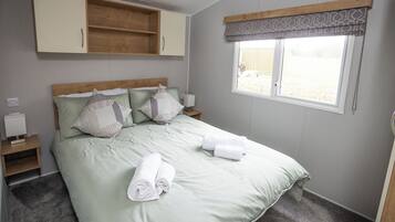 2 chambres, fer et planche à repasser, accès au Wi-Fi (inclus)