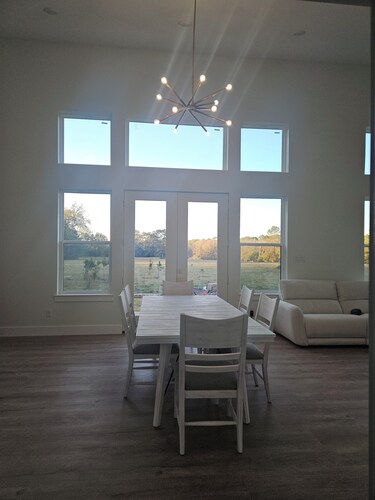Cozy home just minutes from hiking,swimming, fishing and more.