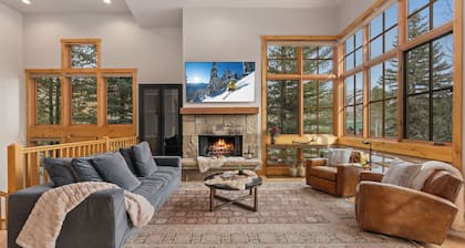 Abode at Elkhorn Village | 5 Minute Walk to Elkhorn Lift
