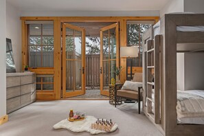 4 bedrooms, desk, iron/ironing board, free WiFi - Abode at Elkhorn Village | 5 Minute Walk to Elkhorn Lift (Sun Valley)