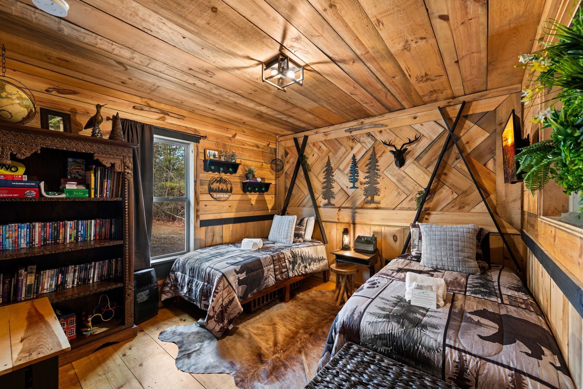 Silitysrauta/-lauta, ilmainen Wi-Fi, vuodevaatteet