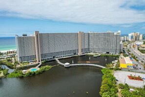 Exterior - Beautiful ocean view family-sized condo, everything you need for a great stay! (Panama City Beach)
