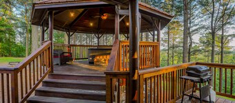 Cozy 3-bedroom cabin in gorgeous Broken Bow with view and privacy