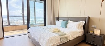 Lakefront 3BRM Holiday Villa in Kunming