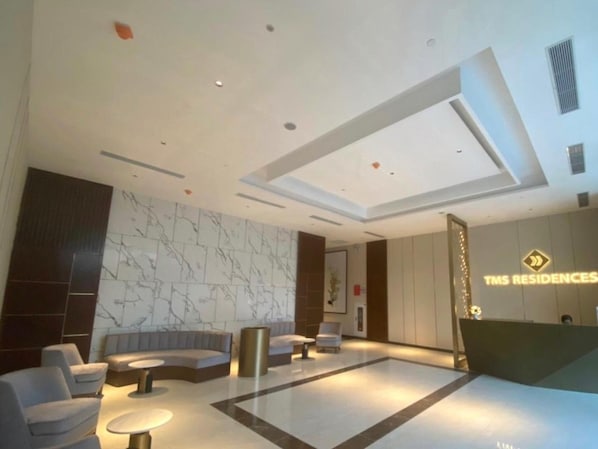 Lobby - Can H Du L Ch View Bi N Pullman Building (Quy Nhon)