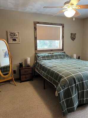 3 室のベッドルーム、ベッドシーツ