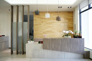 Lobby - 1350 Hostel (Ren'ai)