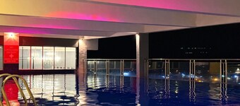 Stirling Suites Hotel & Serviced Apartment