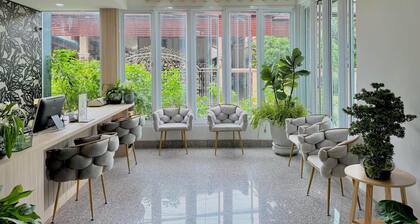 The Nine Place Chaeng Sanit