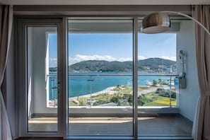 Room - Ramada Suites Geoje (Pyeongtaek)