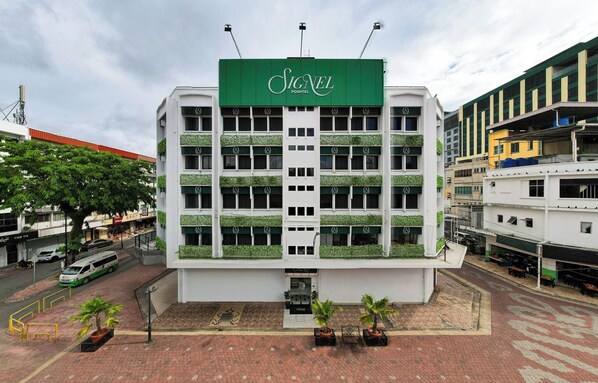 Exterior - Signel Poshtel (Kota Kinabalu)