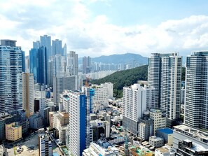 View from property - Haeundae Cotice Ambassador Hotel (Busan)